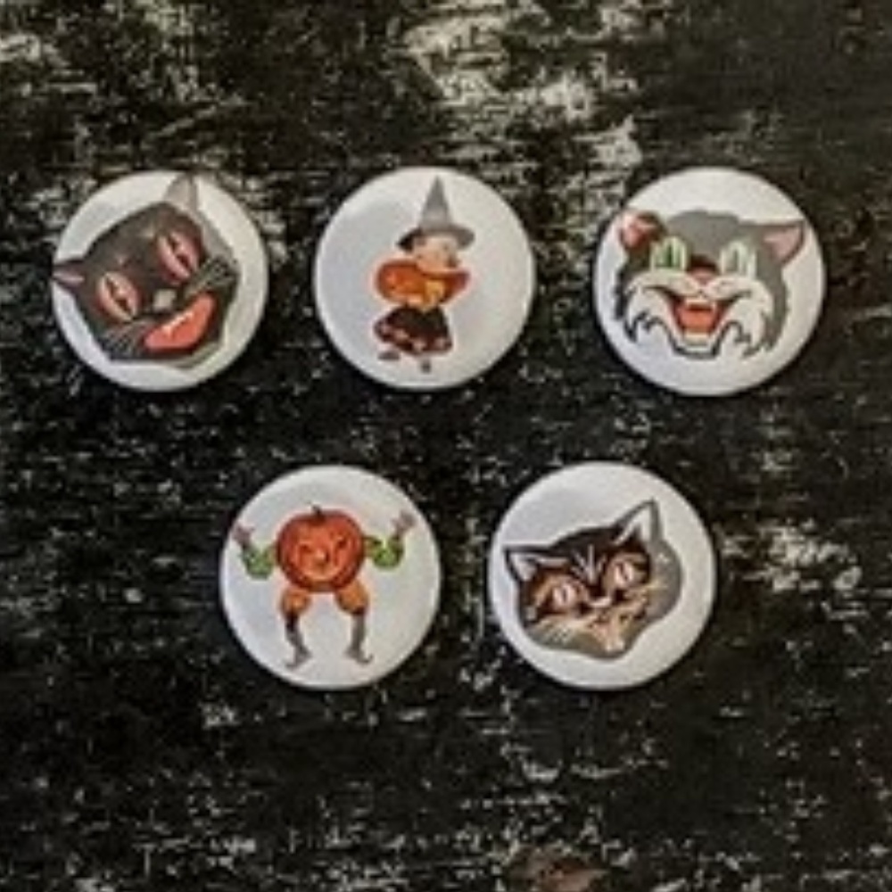 Set Of 5 Halloween 1" pinback buttons Black Cat